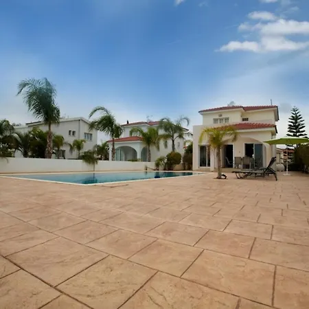 The Ultimate 5 Star Holiday In Sotira With Private Pool And Close To The Beach, Sotira 1299 Villa Ajía Nápa